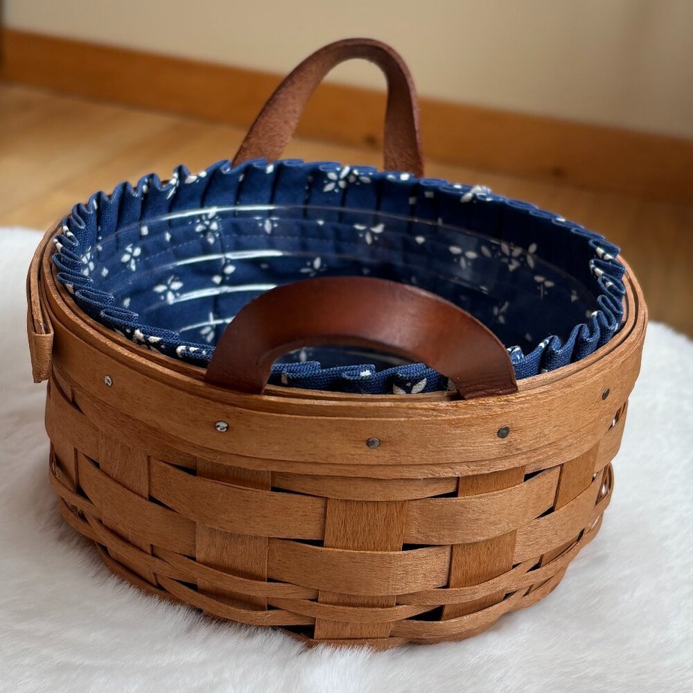 Longaberger Vintage Classic Brown Button Basket W/Plastic Protector & Blue Liner - Picture 4 of 16